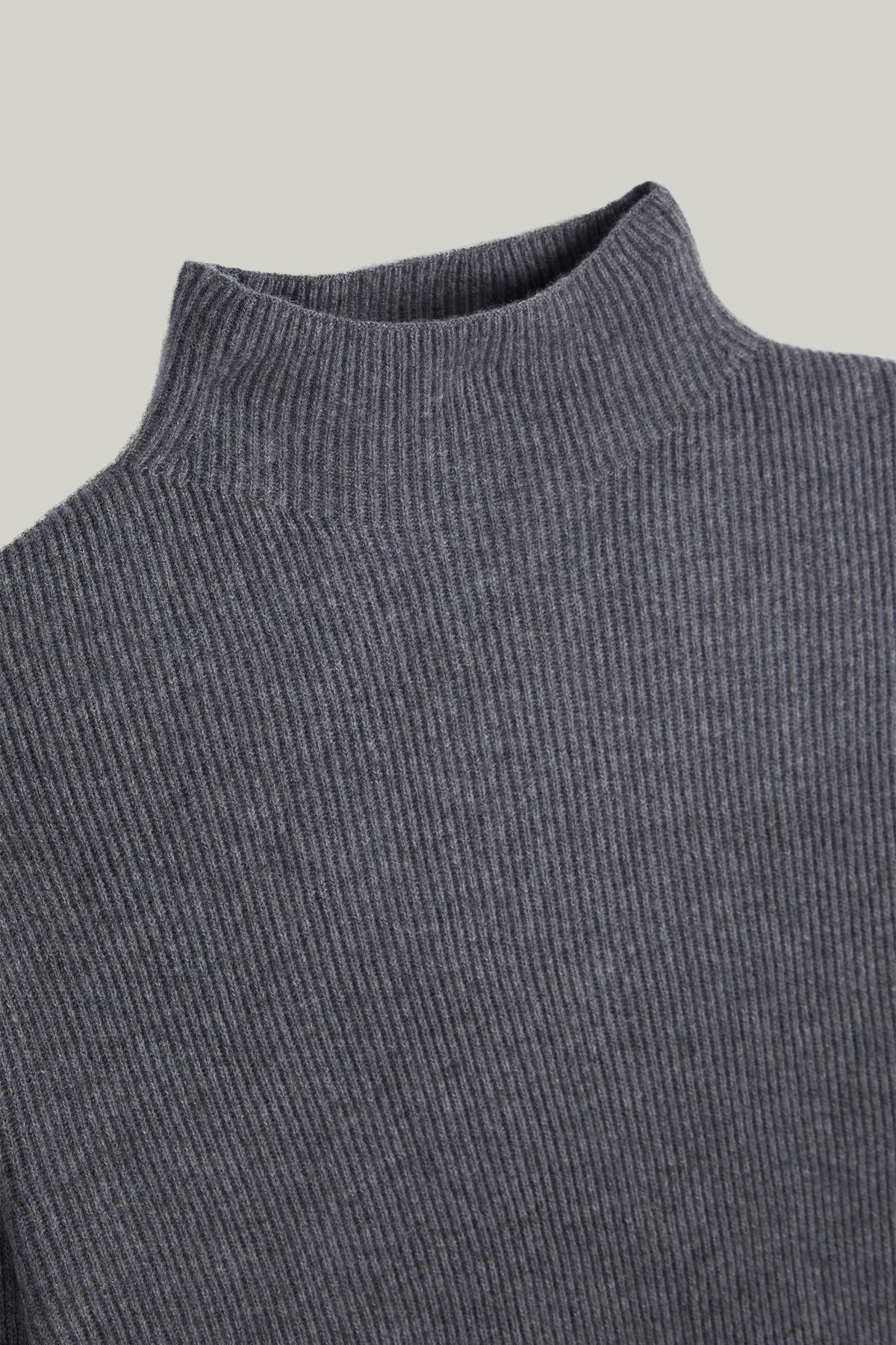 Kaschmir Pullover Funnel Neck